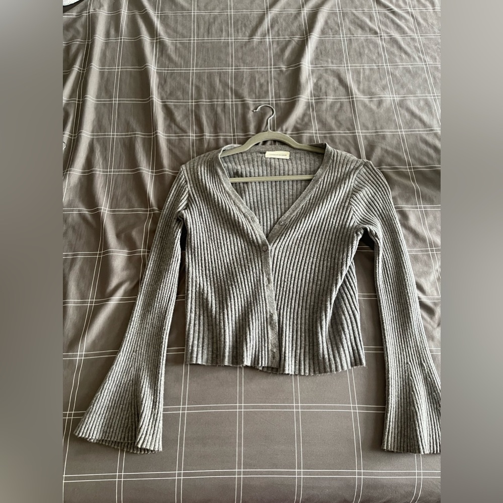 Wide arm cropped cardigan